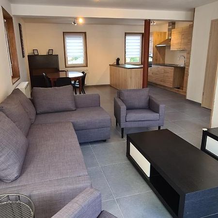 Meubles De Vacances Gite 3 Cles - Les Fres, 4 A 6 Personnes Avec Une Borne Electrique Recharge Voiture Publique Accessible Sur Le Parking Villa Rance Exterior foto
