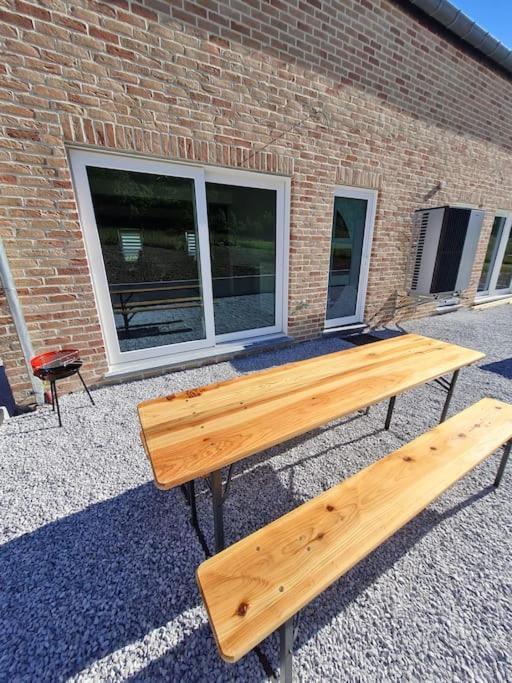 Meubles De Vacances Gite 3 Cles - Les Fres, 4 A 6 Personnes Avec Une Borne Electrique Recharge Voiture Publique Accessible Sur Le Parking Villa Rance Exterior foto