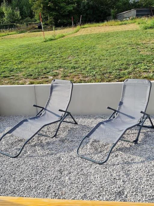 Meubles De Vacances Gite 3 Cles - Les Fres, 4 A 6 Personnes Avec Une Borne Electrique Recharge Voiture Publique Accessible Sur Le Parking Villa Rance Exterior foto