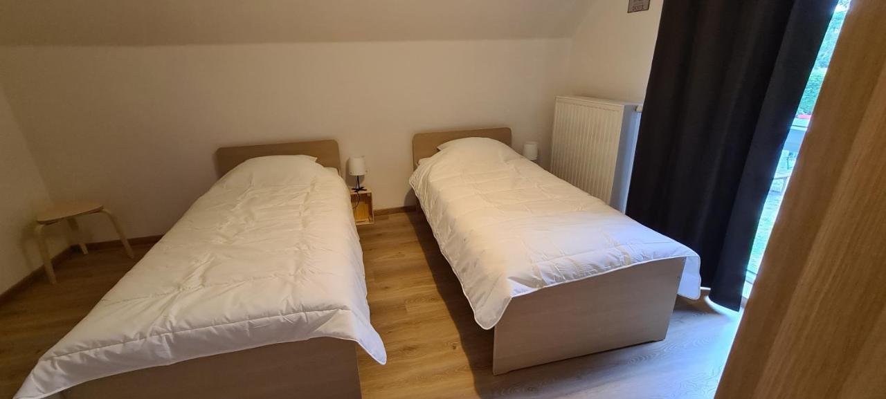 Meubles De Vacances Gite 3 Cles - Les Fres, 4 A 6 Personnes Avec Une Borne Electrique Recharge Voiture Publique Accessible Sur Le Parking Villa Rance Exterior foto